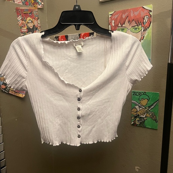 cute white bozzolo crop top - Picture 3 of 4